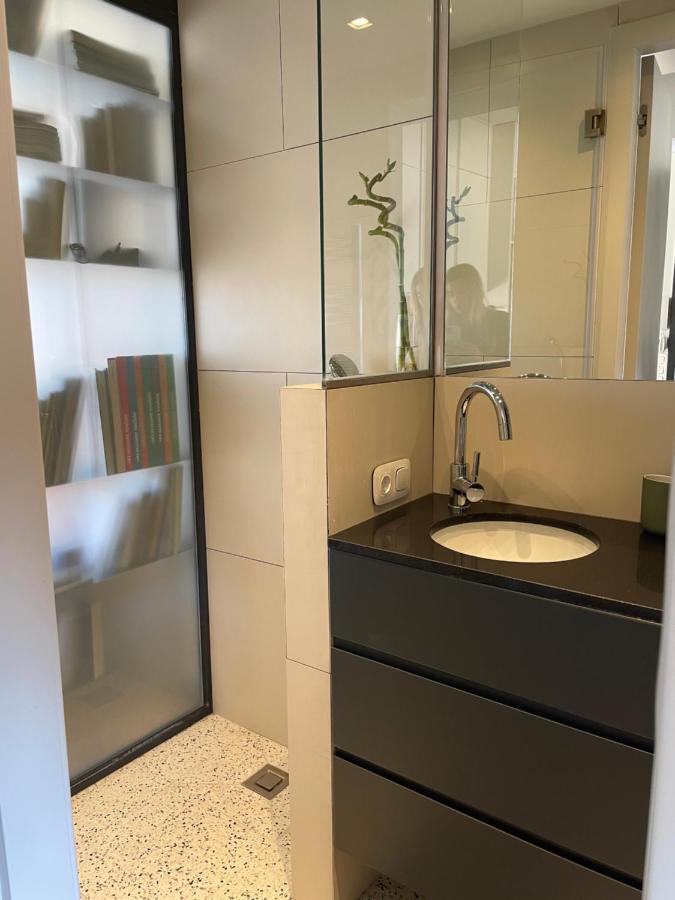 Open Light Apt - Downtown Thessaloniki Appartamento Esterno foto